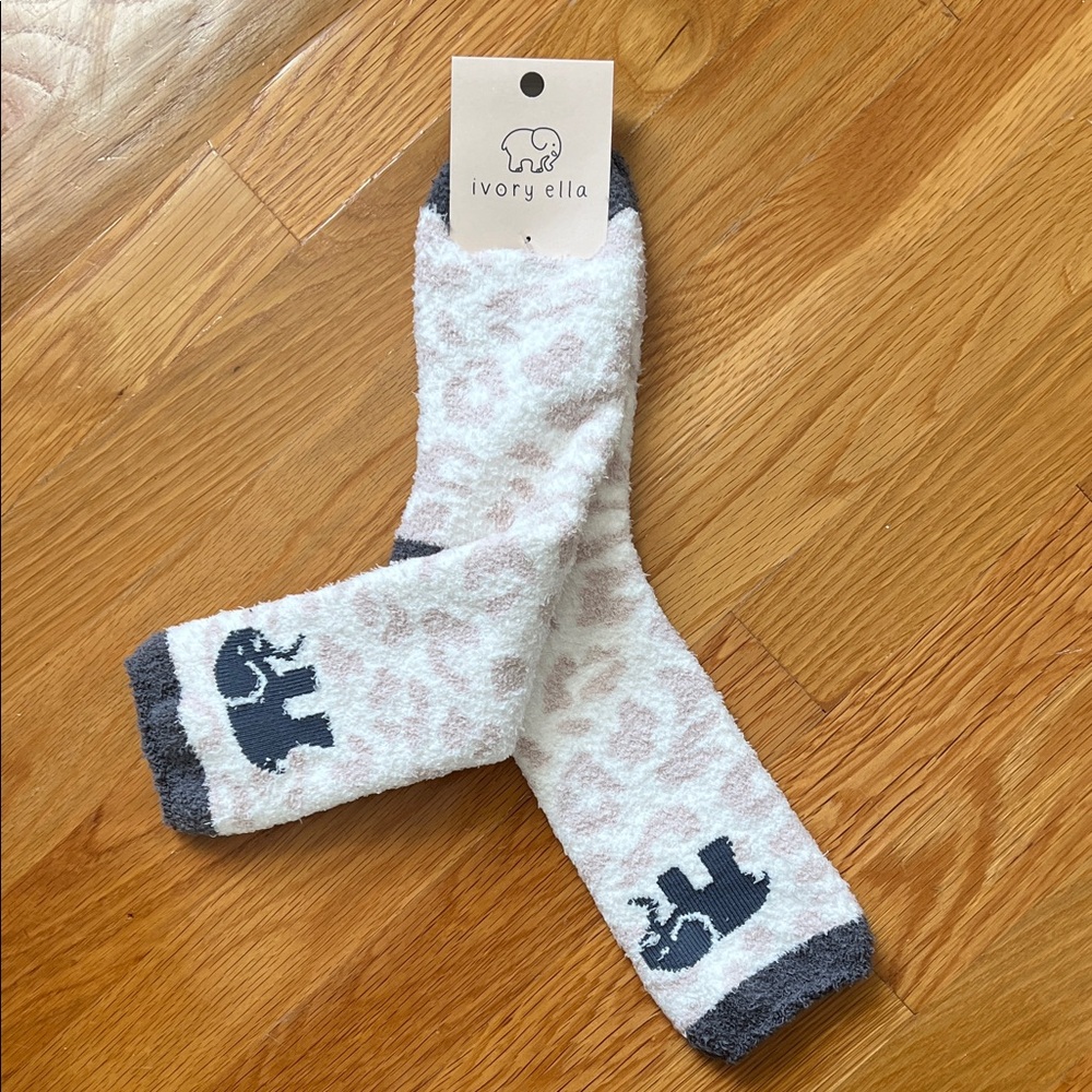 Ivory Ella Fuzzy Animal Print Socks with Gray Accents - Picture 2 of 3